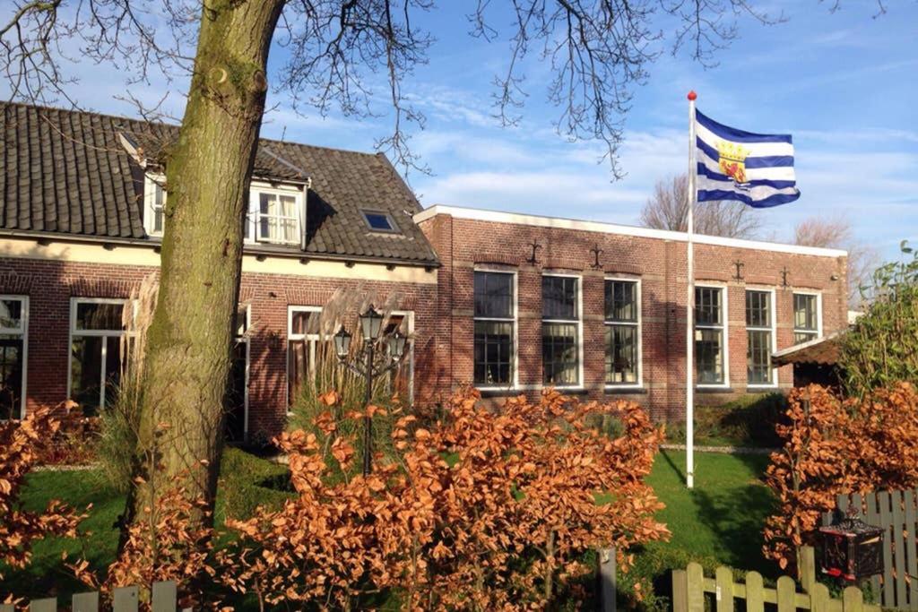 Suite School 15 B Zonnemaire Esterno foto